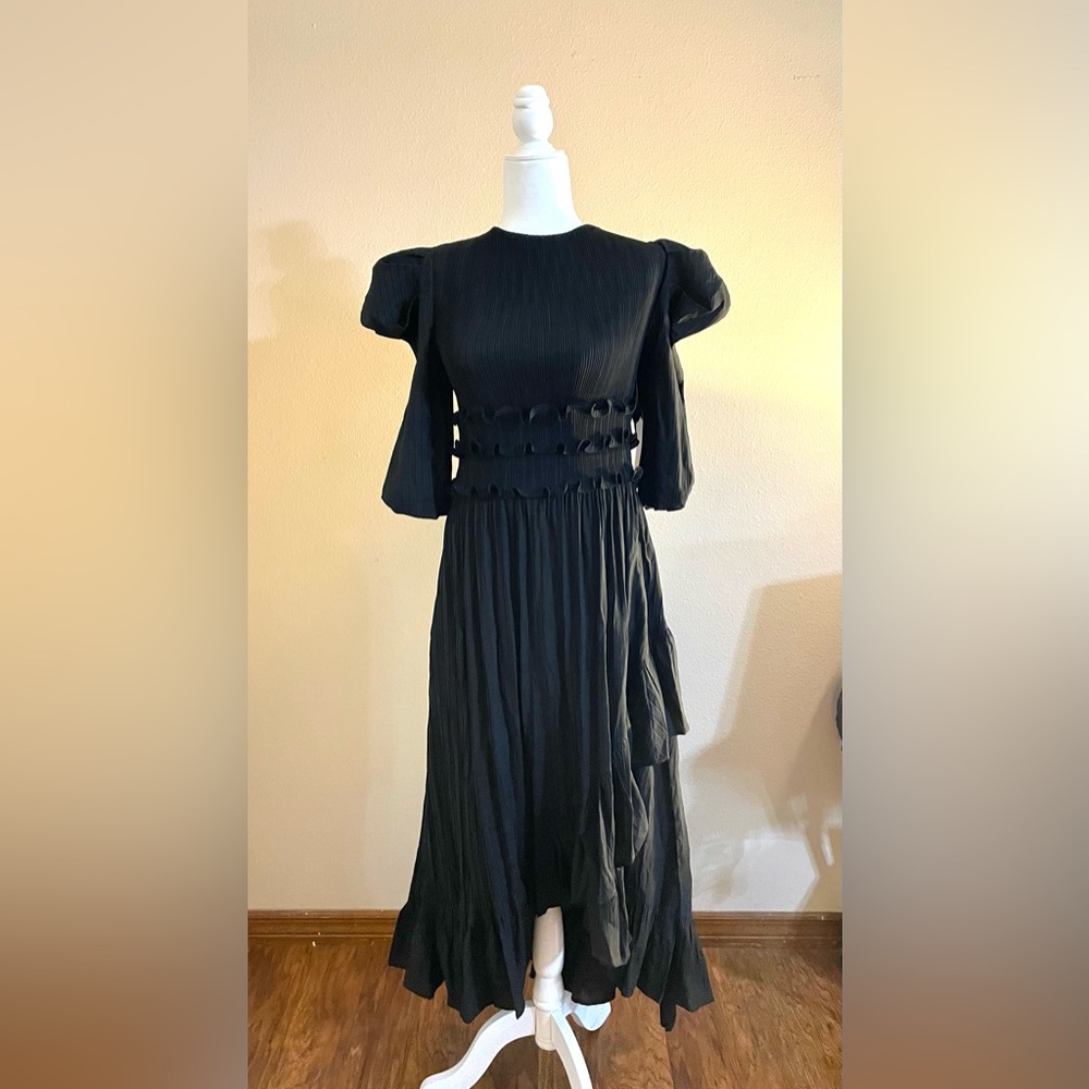 Black High-Low One Size Fits All Puff Sleeve Dress